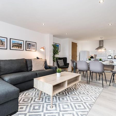 Host Apartments - Contemporary 3 Bed Apt With Balcony - Perfect For Long Stays Liverpool Exterior foto